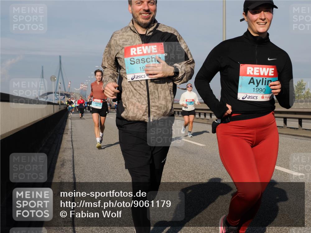 03.10.2025 - Köhlbrandbrückenlauf Fabian Wolf http://msf.ph/oto/9061179 03.10.2025 10:05:35 Position 3 19, 1990 meine-sportfotos.de