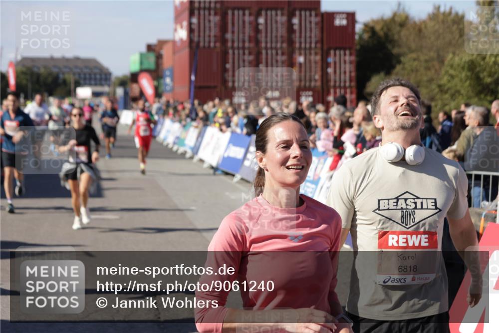 03.10.2025 - Köhlbrandbrückenlauf Jannik Wohlers http://msf.ph/oto/9061240 03.10.2025 13:13:19 Ziel 4191, 4193, 4223, 4373, 4383, 4463, 4513, 4583, 4853, 5025, 5034, 5204, 5261, 5358, 5678, 5852, 6725, 6788, 6789, 6818 meine-sportfotos.de