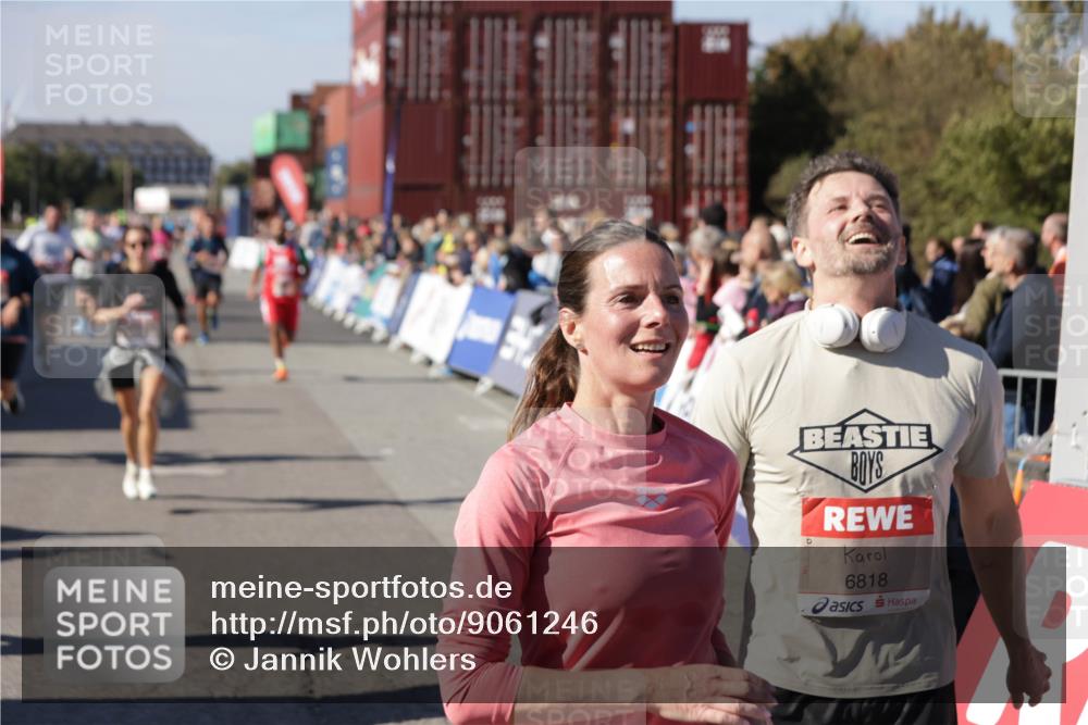 03.10.2025 - Köhlbrandbrückenlauf Jannik Wohlers http://msf.ph/oto/9061246 03.10.2025 13:13:19 Ziel 4191, 4193, 4223, 4373, 4383, 4463, 4513, 4583, 4853, 5025, 5034, 5204, 5261, 5358, 5678, 5852, 6725, 6788, 6789, 6818 meine-sportfotos.de