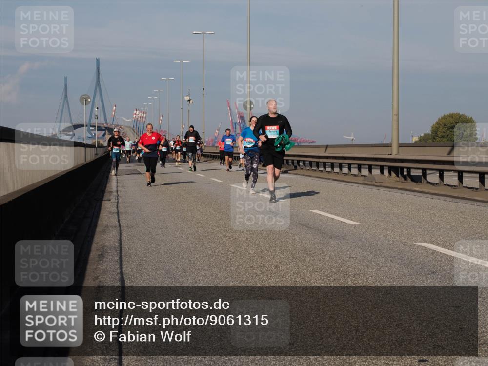 03.10.2025 - Köhlbrandbrückenlauf Fabian Wolf http://msf.ph/oto/9061315 03.10.2025 10:05:41 Position 3  meine-sportfotos.de