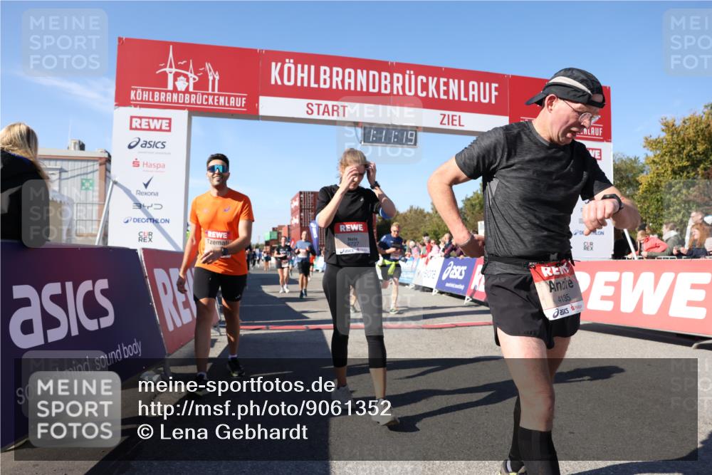 03.10.2025 - Köhlbrandbrückenlauf Lena Gebhardt http://msf.ph/oto/9061352 03.10.2025 13:11:19 Ziel 4135, 4293, 4521, 4597, 5218, 5258, 5522, 5754, 6080, 6272, 6572, 6685, 6686, 6726, 6727, 6751 meine-sportfotos.de