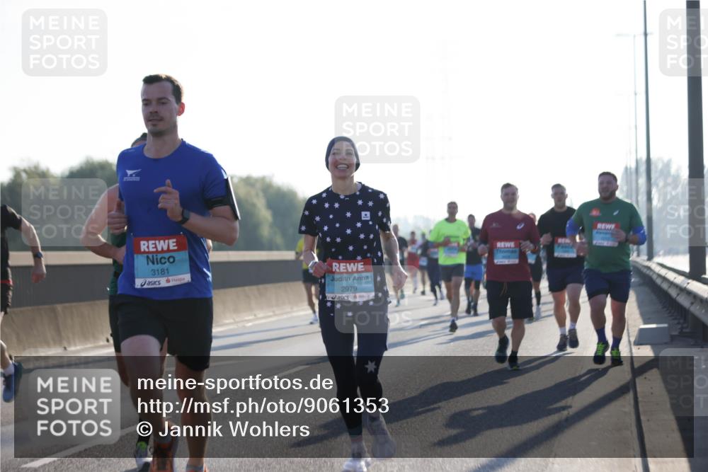 03.10.2025 - Köhlbrandbrückenlauf Jannik Wohlers http://msf.ph/oto/9061353 03.10.2025 09:15:04 Position 3 3181, 2979 meine-sportfotos.de
