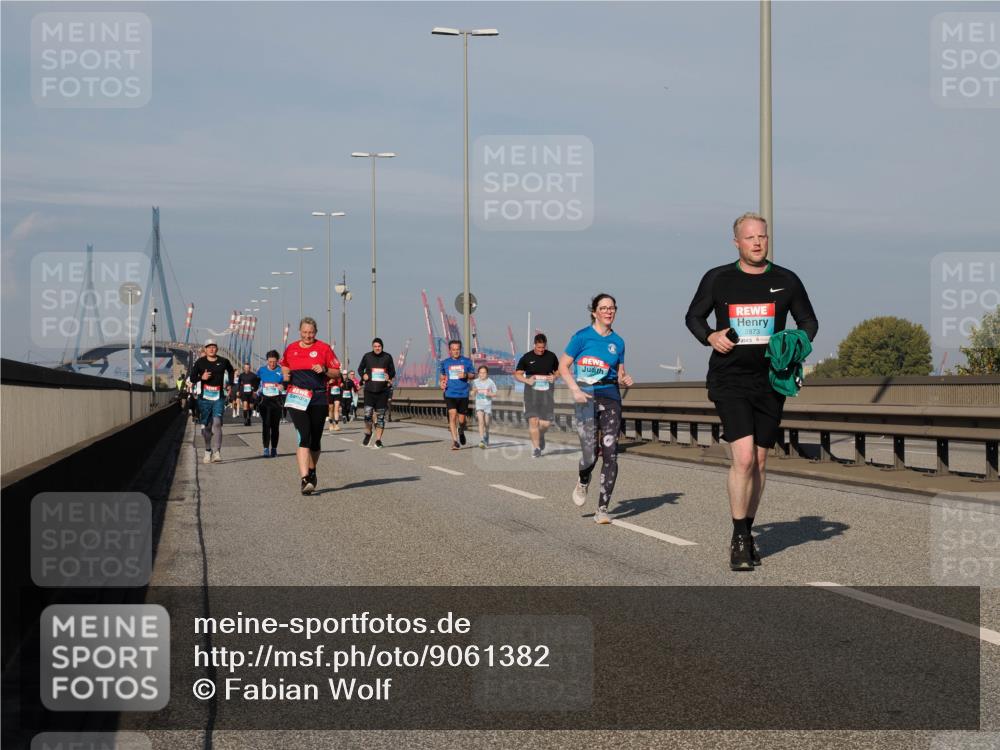 03.10.2025 - Köhlbrandbrückenlauf Fabian Wolf http://msf.ph/oto/9061382 03.10.2025 10:05:44 Position 3 2873 meine-sportfotos.de