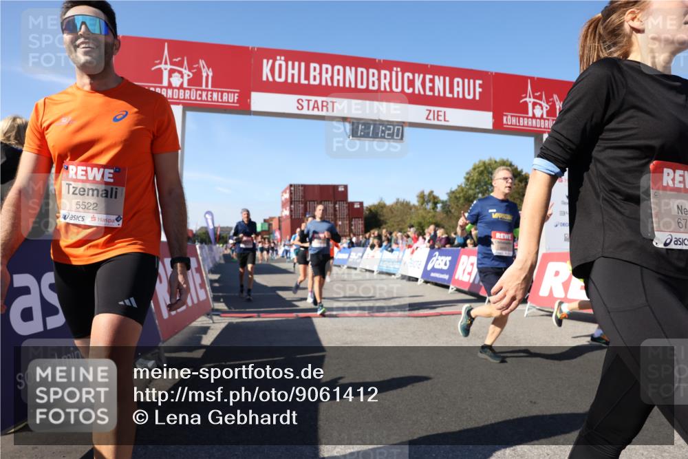 03.10.2025 - Köhlbrandbrückenlauf Lena Gebhardt http://msf.ph/oto/9061412 03.10.2025 13:11:21 Ziel 4135, 4293, 4521, 4597, 4999, 5218, 5258, 5522, 5754, 5939, 6028, 6080, 6572, 6685, 6686, 6726, 6727, 6751 meine-sportfotos.de