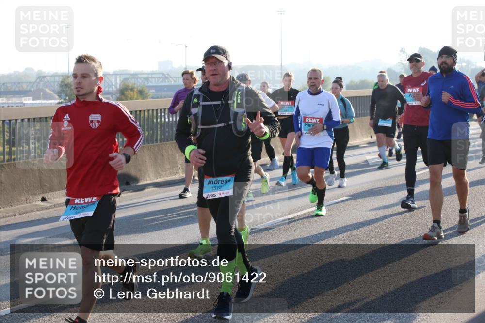 03.10.2025 - Köhlbrandbrückenlauf Lena Gebhardt http://msf.ph/oto/9061422 03.10.2025 09:19:45 Position 1 35, 1512 meine-sportfotos.de