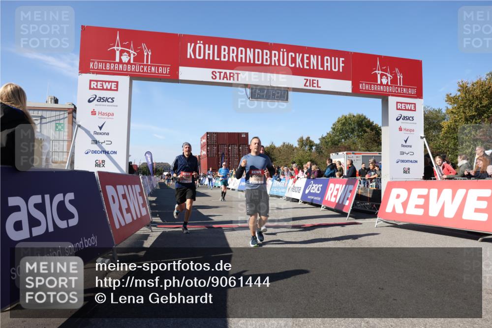 03.10.2025 - Köhlbrandbrückenlauf Lena Gebhardt http://msf.ph/oto/9061444 03.10.2025 13:11:22 Ziel 4135, 4293, 4315, 4325, 4521, 4597, 4999, 5218, 5258, 5522, 5754, 5939, 6028, 6080, 6572, 6680, 6685, 6686, 6726, 6727, 6751 meine-sportfotos.de