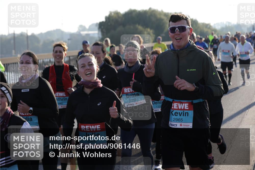03.10.2025 - Köhlbrandbrückenlauf Jannik Wohlers http://msf.ph/oto/9061446 03.10.2025 09:23:00 Position 3 440, 2966, 2219, 1320, 2965 meine-sportfotos.de