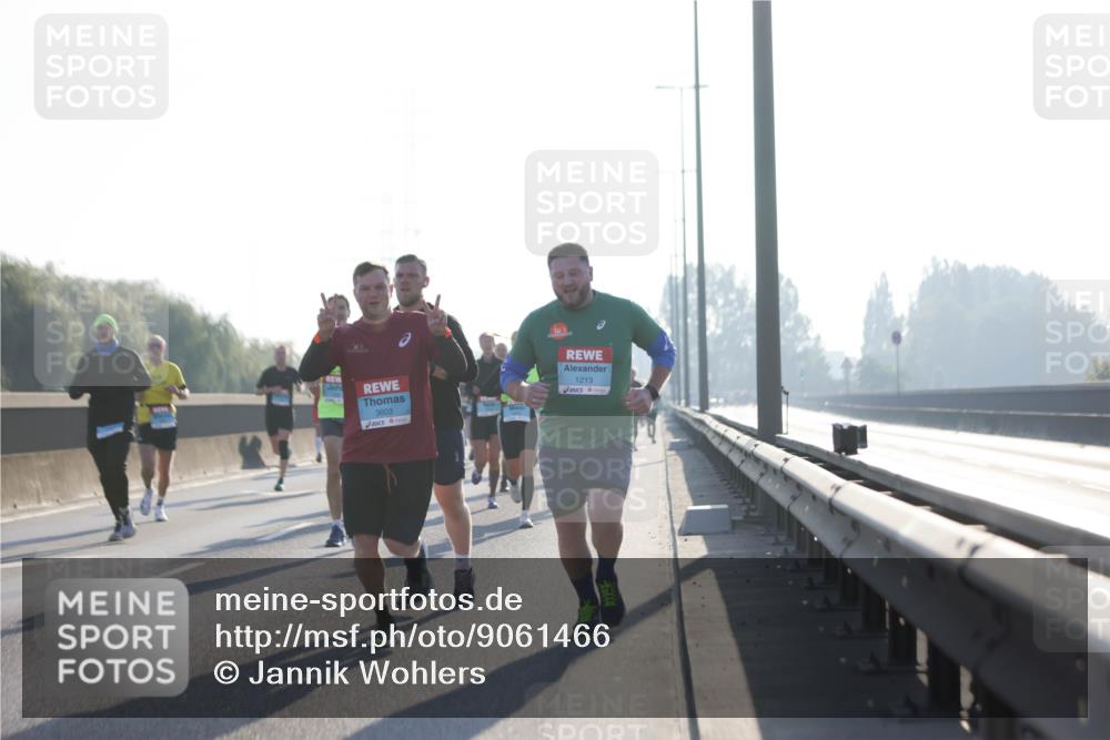 03.10.2025 - Köhlbrandbrückenlauf Jannik Wohlers http://msf.ph/oto/9061466 03.10.2025 09:15:05 Position 3 3603, 1213 meine-sportfotos.de