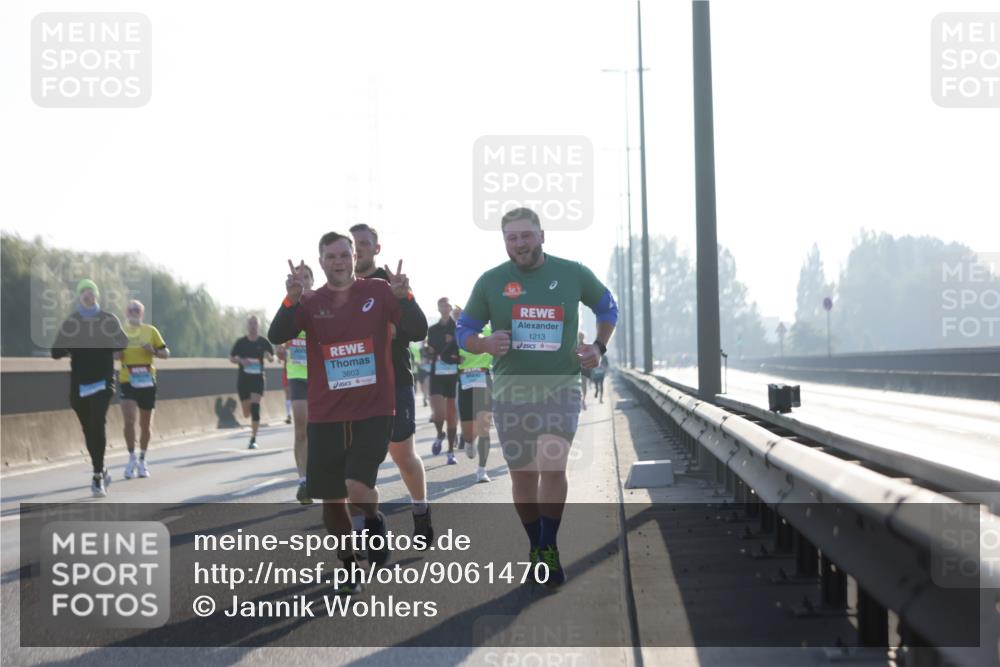 03.10.2025 - Köhlbrandbrückenlauf Jannik Wohlers http://msf.ph/oto/9061470 03.10.2025 09:15:05 Position 3 3603, 1213 meine-sportfotos.de