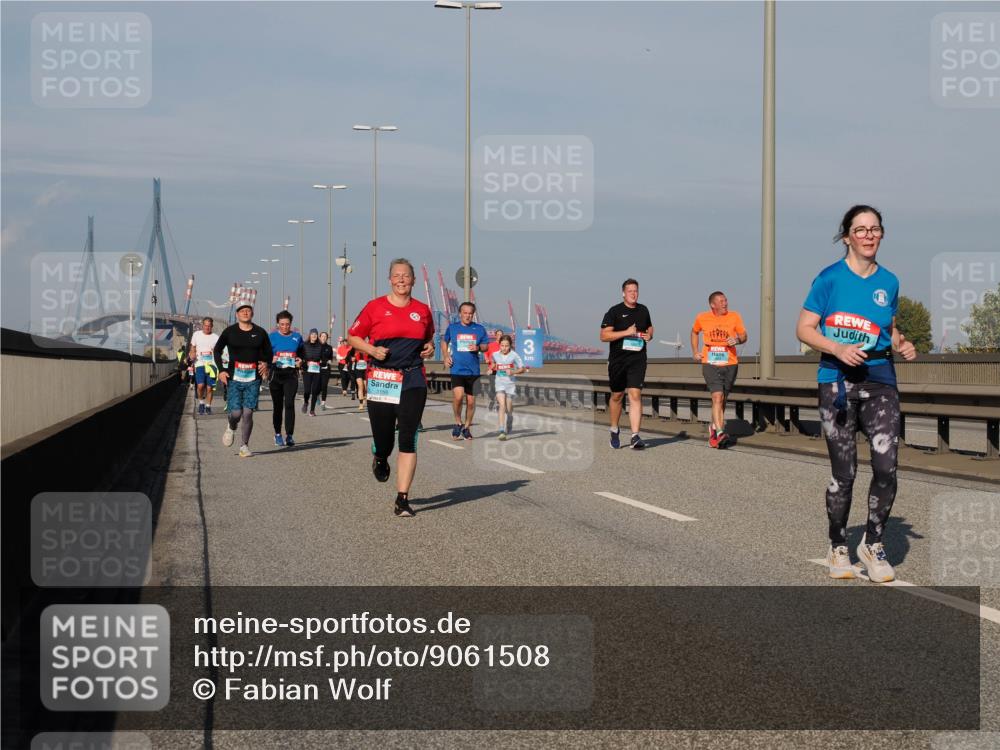 03.10.2025 - Köhlbrandbrückenlauf Fabian Wolf http://msf.ph/oto/9061508 03.10.2025 10:05:46 Position 3 3159 meine-sportfotos.de