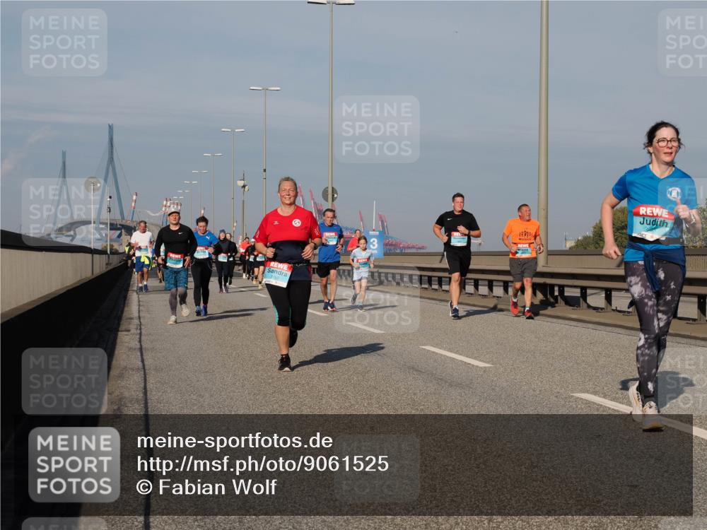 03.10.2025 - Köhlbrandbrückenlauf Fabian Wolf http://msf.ph/oto/9061525 03.10.2025 10:05:47 Position 3 21 meine-sportfotos.de
