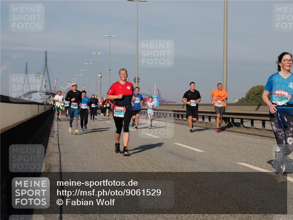 03.10.2025 - Köhlbrandbrückenlauf Fabian Wolf http://msf.ph/oto/9061529 03.10.2025 10:05:47 Position 3 3159, 085 meine-sportfotos.de