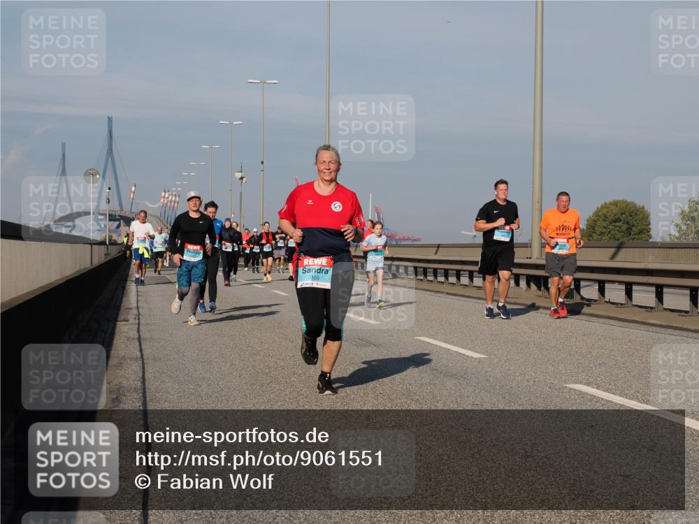 03.10.2025 - Köhlbrandbrückenlauf Fabian Wolf http://msf.ph/oto/9061551 03.10.2025 10:05:48 Position 3 8159 meine-sportfotos.de