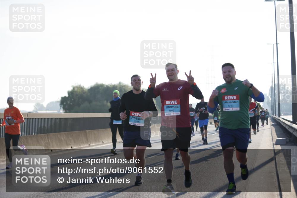 03.10.2025 - Köhlbrandbrückenlauf Jannik Wohlers http://msf.ph/oto/9061552 03.10.2025 09:15:07 Position 3 1504, 3603, 1213 meine-sportfotos.de