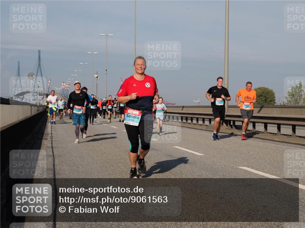 03.10.2025 - Köhlbrandbrückenlauf Fabian Wolf http://msf.ph/oto/9061563 03.10.2025 10:05:48 Position 3 3159 meine-sportfotos.de