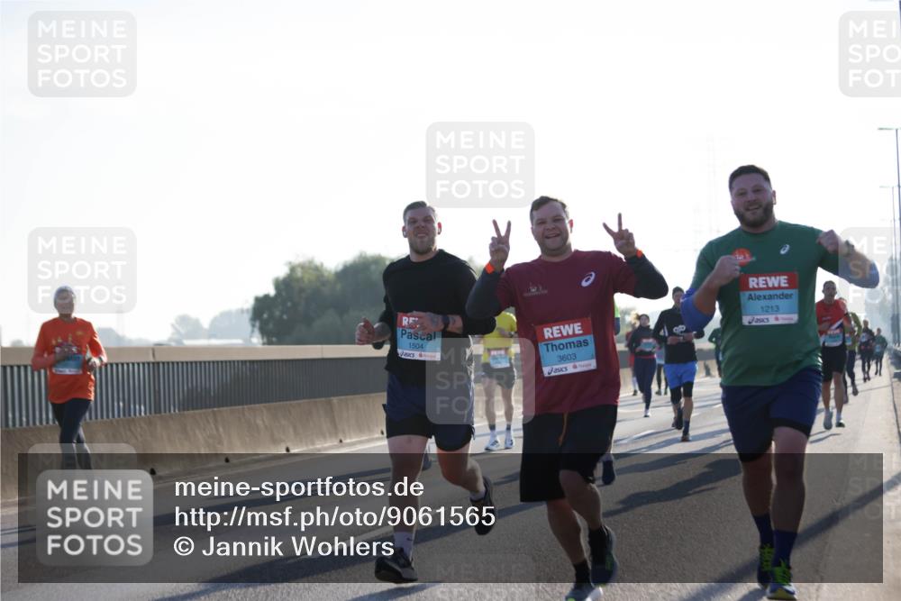 03.10.2025 - Köhlbrandbrückenlauf Jannik Wohlers http://msf.ph/oto/9061565 03.10.2025 09:15:07 Position 3 1504, 3603, 49, 1213 meine-sportfotos.de