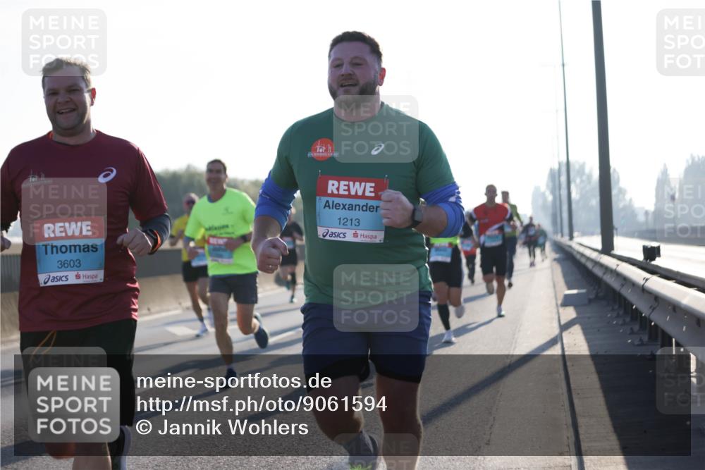 03.10.2025 - Köhlbrandbrückenlauf Jannik Wohlers http://msf.ph/oto/9061594 03.10.2025 09:15:08 Position 3 3603, 1213 meine-sportfotos.de
