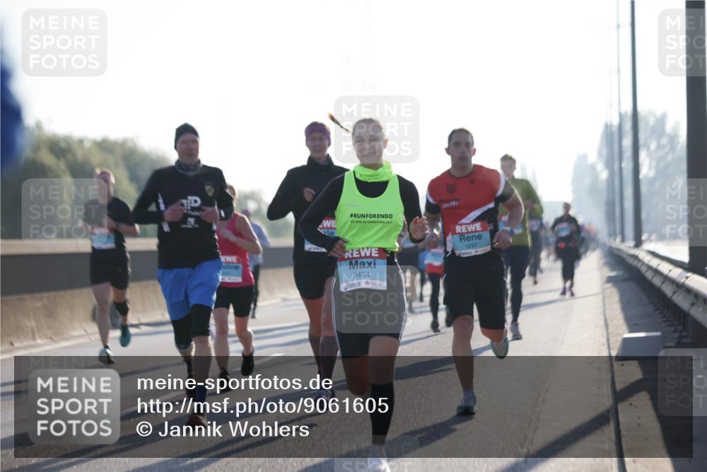 03.10.2025 - Köhlbrandbrückenlauf Jannik Wohlers http://msf.ph/oto/9061605 03.10.2025 09:15:09 Position 3 50, 2024, 3454, 1297 meine-sportfotos.de