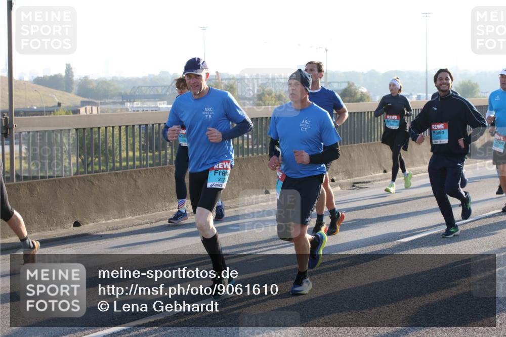 03.10.2025 - Köhlbrandbrückenlauf Lena Gebhardt http://msf.ph/oto/9061610 03.10.2025 09:19:50 Position 1 2015, 2, 0, 2729, 2015, 2, 0, 2950 meine-sportfotos.de