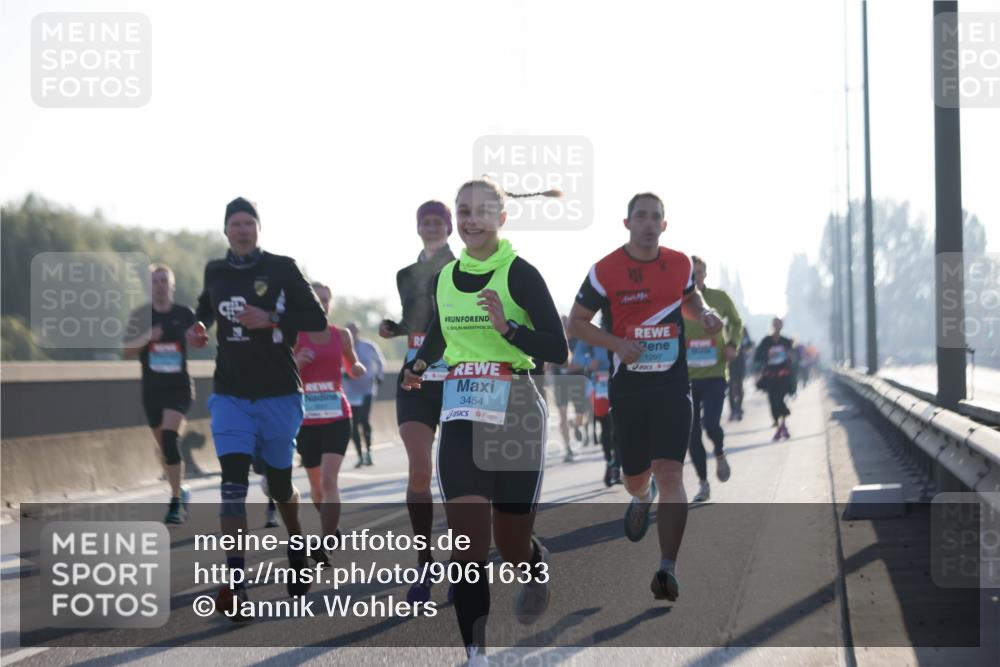 03.10.2025 - Köhlbrandbrückenlauf Jannik Wohlers http://msf.ph/oto/9061633 03.10.2025 09:15:09 Position 3 202, 1297, 3454 meine-sportfotos.de
