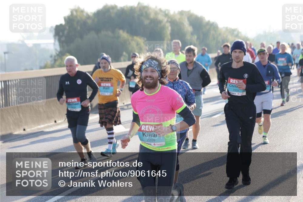 03.10.2025 - Köhlbrandbrückenlauf Jannik Wohlers http://msf.ph/oto/9061645 03.10.2025 09:23:09 Position 3 2209, 2231 meine-sportfotos.de