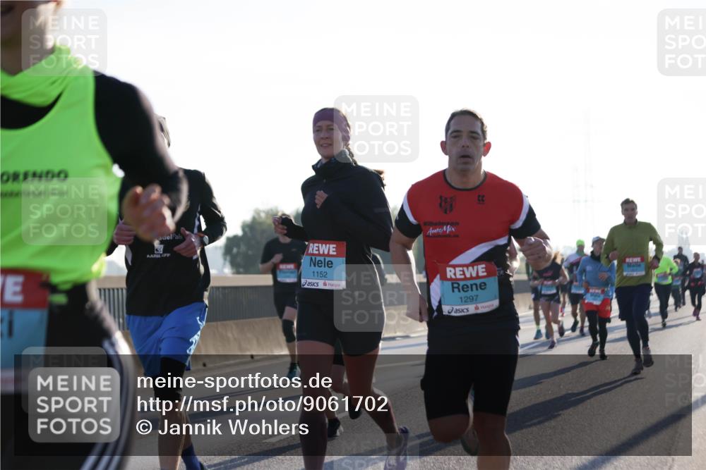 03.10.2025 - Köhlbrandbrückenlauf Jannik Wohlers http://msf.ph/oto/9061702 03.10.2025 09:15:12 Position 3 1152, 1297 meine-sportfotos.de