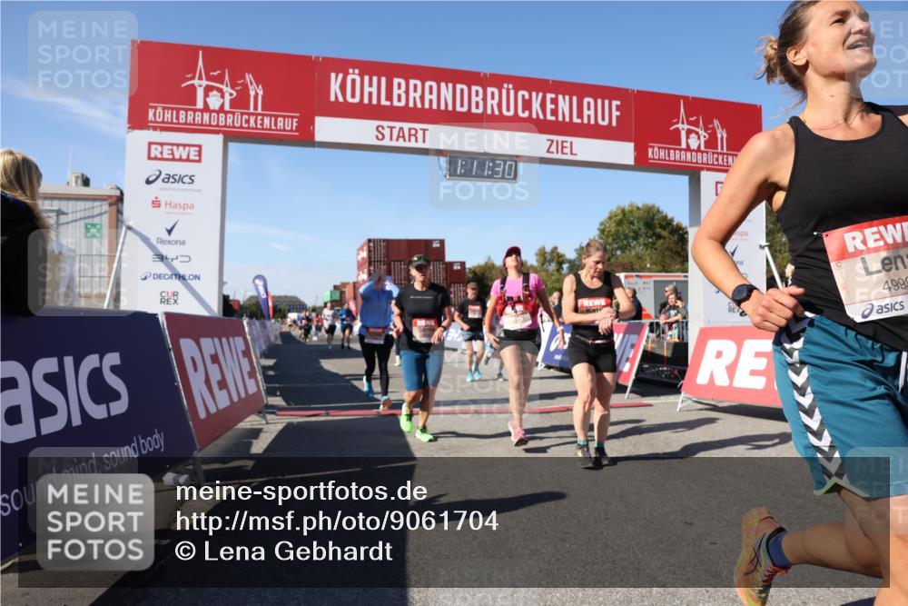 03.10.2025 - Köhlbrandbrückenlauf Lena Gebhardt http://msf.ph/oto/9061704 03.10.2025 13:11:30 Ziel 4158, 4293, 4315, 4325, 4427, 4501, 4597, 4617, 4799, 4999, 5145, 5754, 5794, 5939, 6028, 6080, 6563, 6680, 6690, 6691, 6726 meine-sportfotos.de