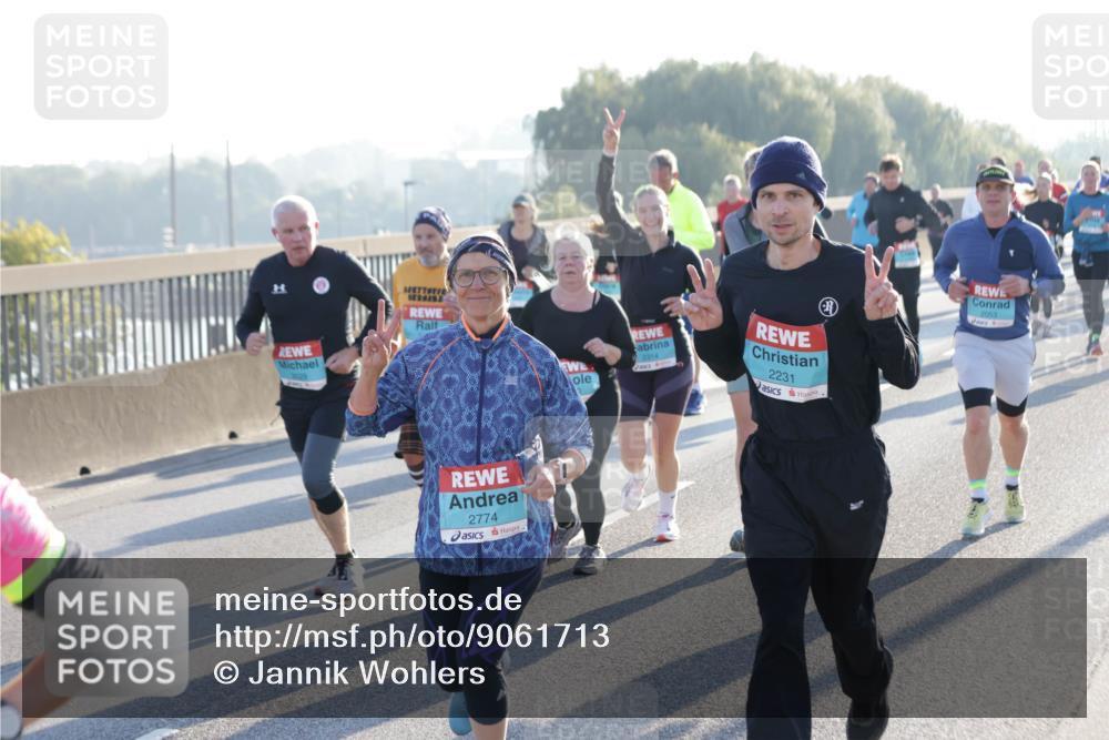 03.10.2025 - Köhlbrandbrückenlauf Jannik Wohlers http://msf.ph/oto/9061713 03.10.2025 09:23:10 Position 3 2774, 2231, 2053 meine-sportfotos.de