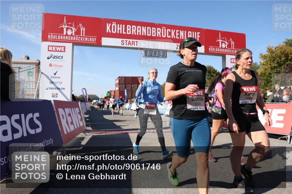 03.10.2025 - Köhlbrandbrückenlauf Lena Gebhardt http://msf.ph/oto/9061746 03.10.2025 13:11:31 Ziel 4158, 4293, 4315, 4325, 4427, 4501, 4538, 4597, 4617, 4777, 4799, 4845, 4999, 5145, 5794, 5939, 6028, 6080, 6517, 6563, 6680, 6690, 6691, 6726 meine-sportfotos.de