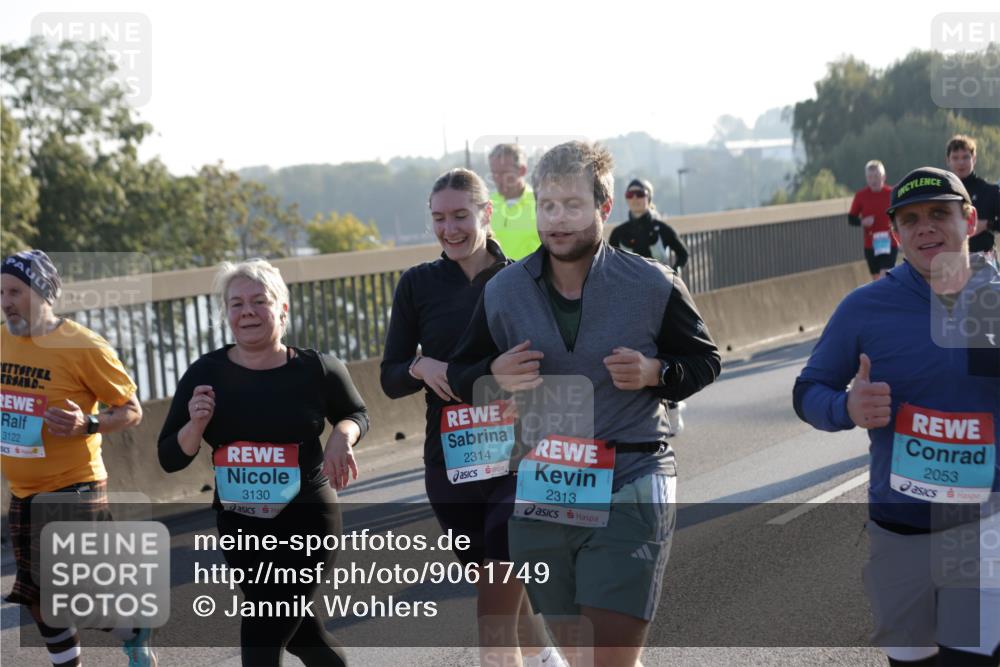 03.10.2025 - Köhlbrandbrückenlauf Jannik Wohlers http://msf.ph/oto/9061749 03.10.2025 09:23:12 Position 3 3122, 3130, 2314, 2313, 2053 meine-sportfotos.de