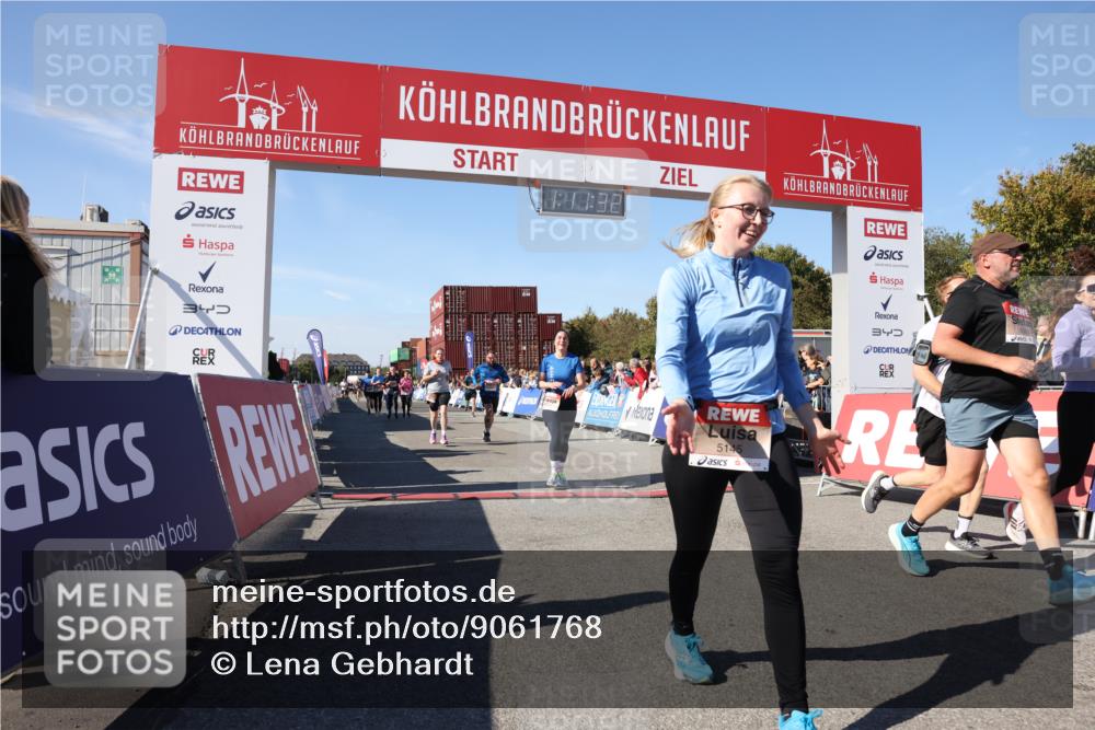 03.10.2025 - Köhlbrandbrückenlauf Lena Gebhardt http://msf.ph/oto/9061768 03.10.2025 13:11:32 Ziel 4158, 4315, 4325, 4427, 4501, 4538, 4597, 4617, 4777, 4799, 4845, 4999, 5145, 5794, 5939, 6028, 6217, 6218, 6517, 6563, 6680, 6689, 6690, 6691, 6726 meine-sportfotos.de