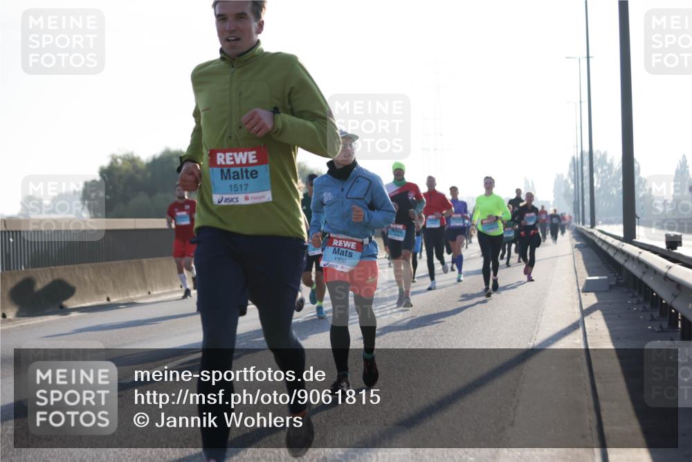 03.10.2025 - Köhlbrandbrückenlauf Jannik Wohlers http://msf.ph/oto/9061815 03.10.2025 09:15:14 Position 3 1517, 1330 meine-sportfotos.de
