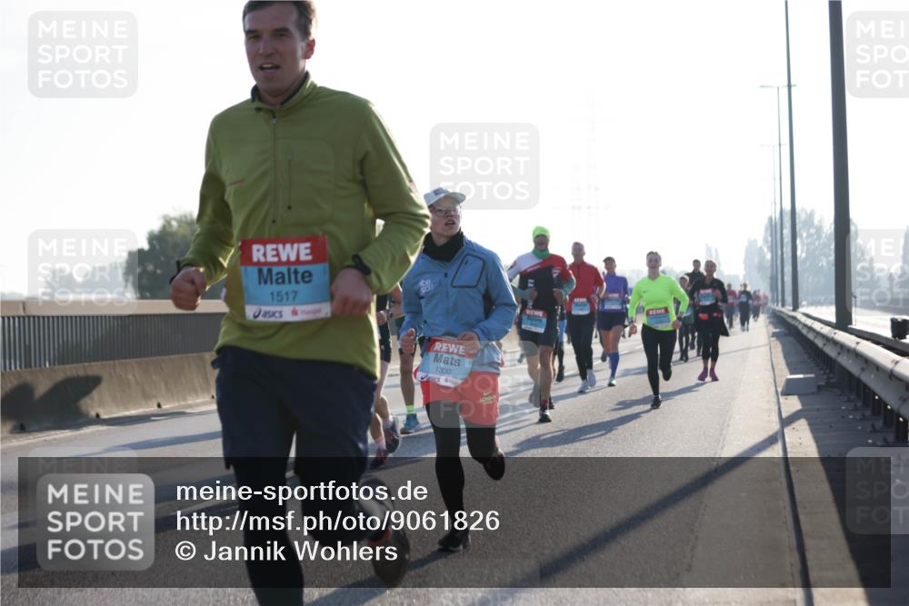 03.10.2025 - Köhlbrandbrückenlauf Jannik Wohlers http://msf.ph/oto/9061826 03.10.2025 09:15:14 Position 3 1517, 1330 meine-sportfotos.de