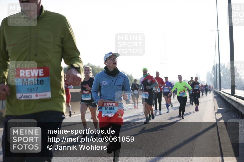 03.10.2025 - Köhlbrandbrückenlauf Jannik Wohlers http://msf.ph/oto/9061859 03.10.2025 09:15:15 Position 3 1517, 1330 meine-sportfotos.de