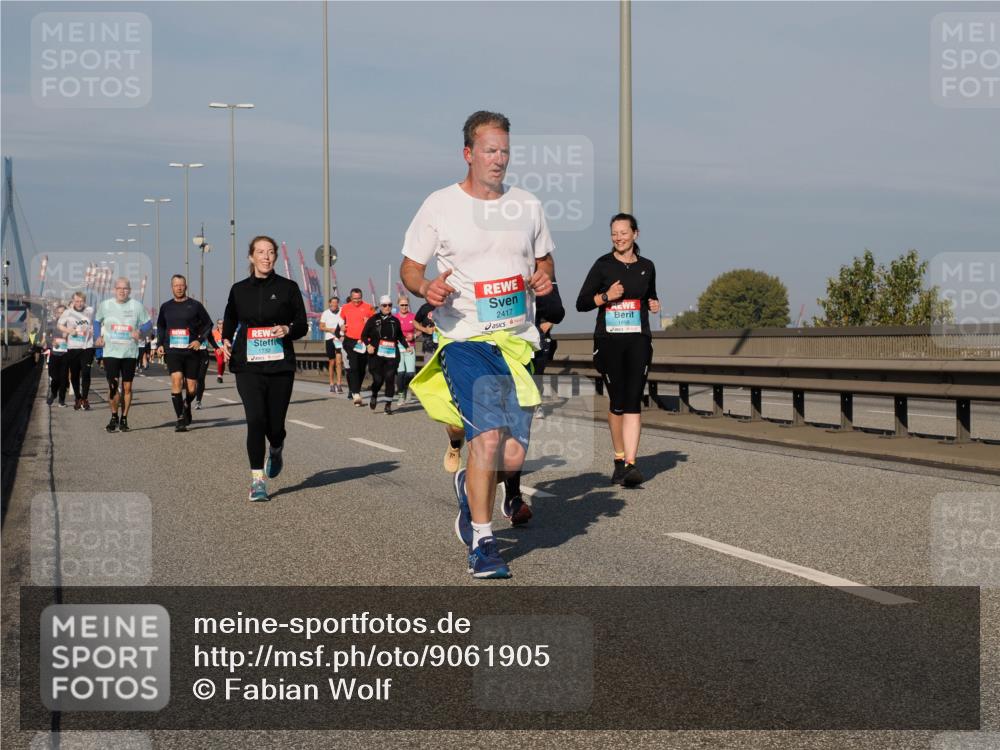 03.10.2025 - Köhlbrandbrückenlauf Fabian Wolf http://msf.ph/oto/9061905 03.10.2025 10:05:58 Position 3 2417, 1895 meine-sportfotos.de