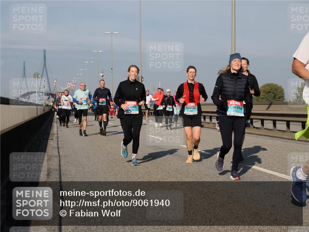 03.10.2025 - Köhlbrandbrückenlauf Fabian Wolf http://msf.ph/oto/9061940 03.10.2025 10:06:00 Position 3 732, 1440, 3110 meine-sportfotos.de