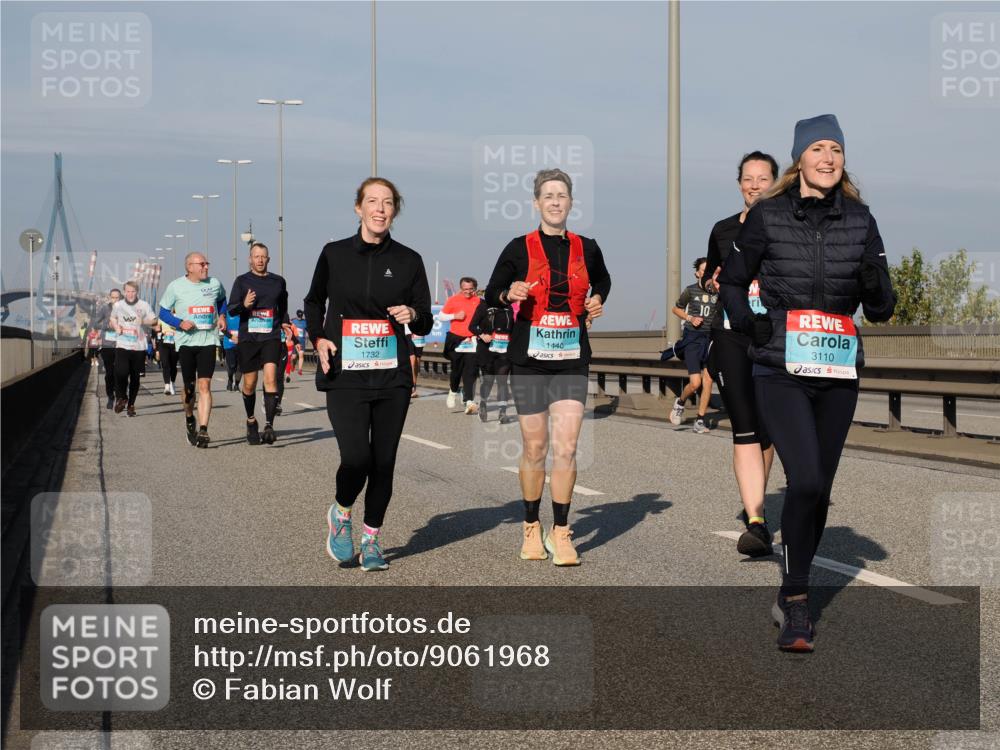 03.10.2025 - Köhlbrandbrückenlauf Fabian Wolf http://msf.ph/oto/9061968 03.10.2025 10:06:00 Position 3 1732, 1440, 3110 meine-sportfotos.de