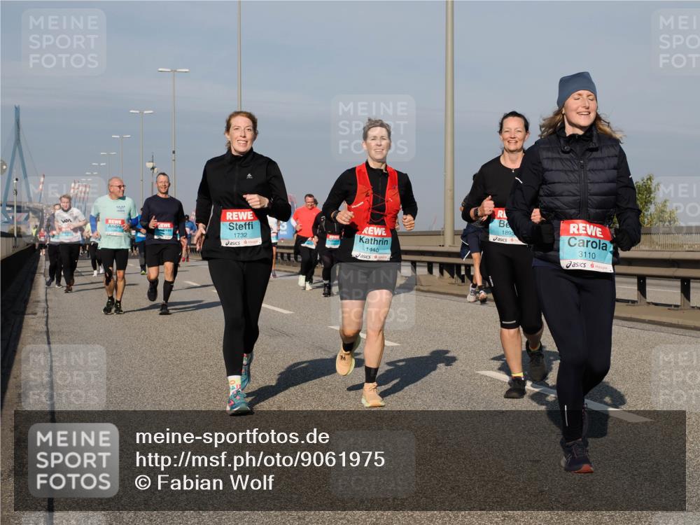 03.10.2025 - Köhlbrandbrückenlauf Fabian Wolf http://msf.ph/oto/9061975 03.10.2025 10:06:01 Position 3 1732, 1440, 1895, 3110 meine-sportfotos.de