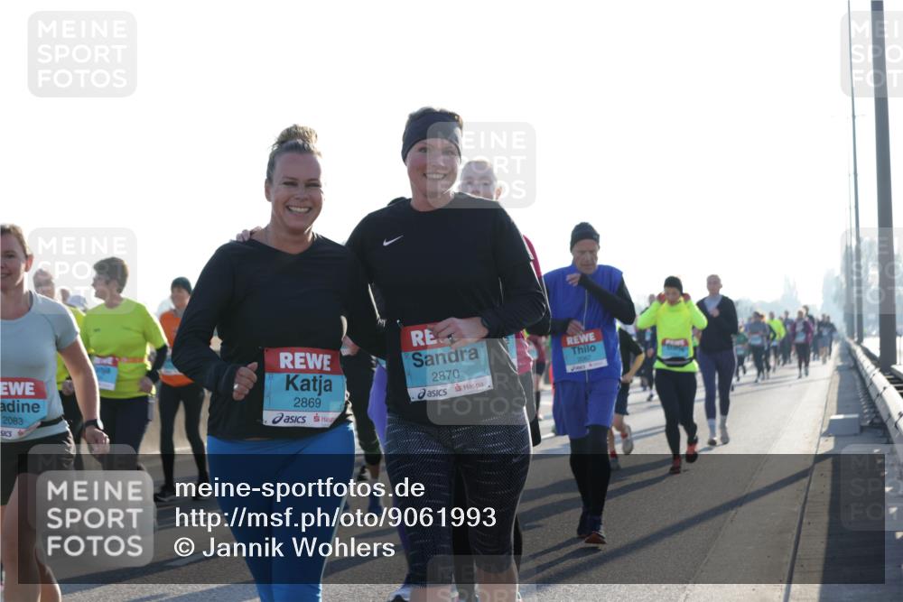 03.10.2025 - Köhlbrandbrückenlauf Jannik Wohlers http://msf.ph/oto/9061993 03.10.2025 09:23:24 Position 3 2083, 2869, 2870 meine-sportfotos.de