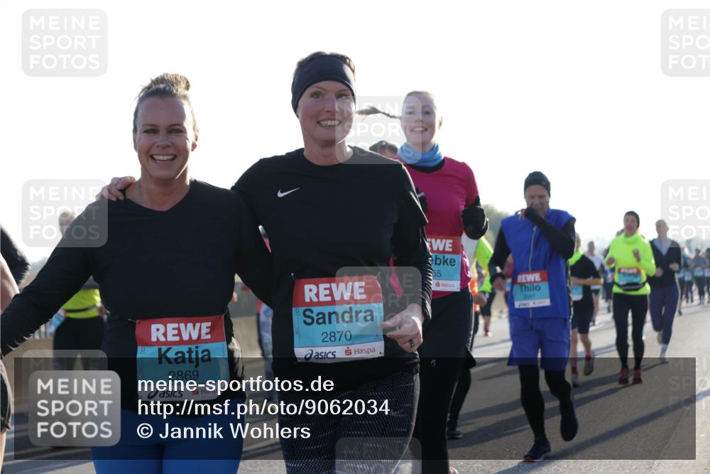 03.10.2025 - Köhlbrandbrückenlauf Jannik Wohlers http://msf.ph/oto/9062034 03.10.2025 09:23:24 Position 3 2869, 2870, 55 meine-sportfotos.de