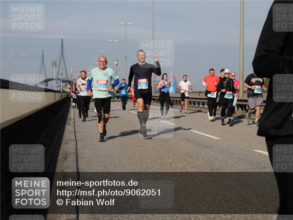03.10.2025 - Köhlbrandbrückenlauf Fabian Wolf http://msf.ph/oto/9062051 03.10.2025 10:06:03 Position 3 2848 meine-sportfotos.de