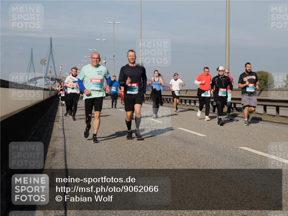 03.10.2025 - Köhlbrandbrückenlauf Fabian Wolf http://msf.ph/oto/9062066 03.10.2025 10:06:03 Position 3 2848 meine-sportfotos.de