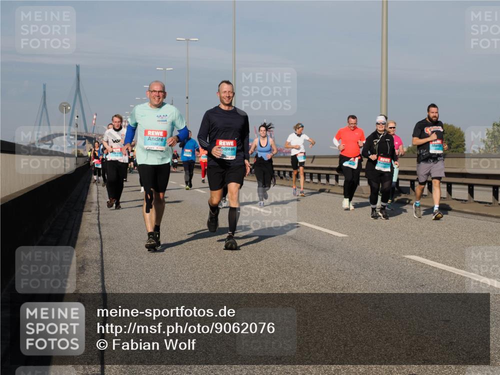 03.10.2025 - Köhlbrandbrückenlauf Fabian Wolf http://msf.ph/oto/9062076 03.10.2025 10:06:04 Position 3 2848 meine-sportfotos.de