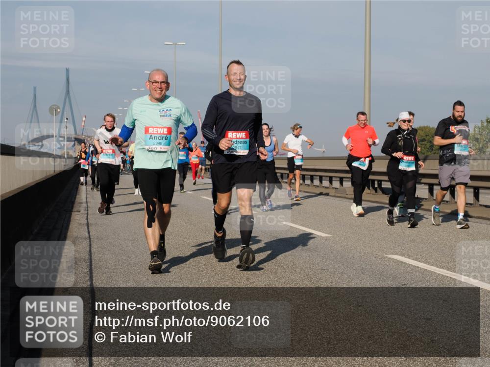 03.10.2025 - Köhlbrandbrückenlauf Fabian Wolf http://msf.ph/oto/9062106 03.10.2025 10:06:04 Position 3 2848, 2847 meine-sportfotos.de