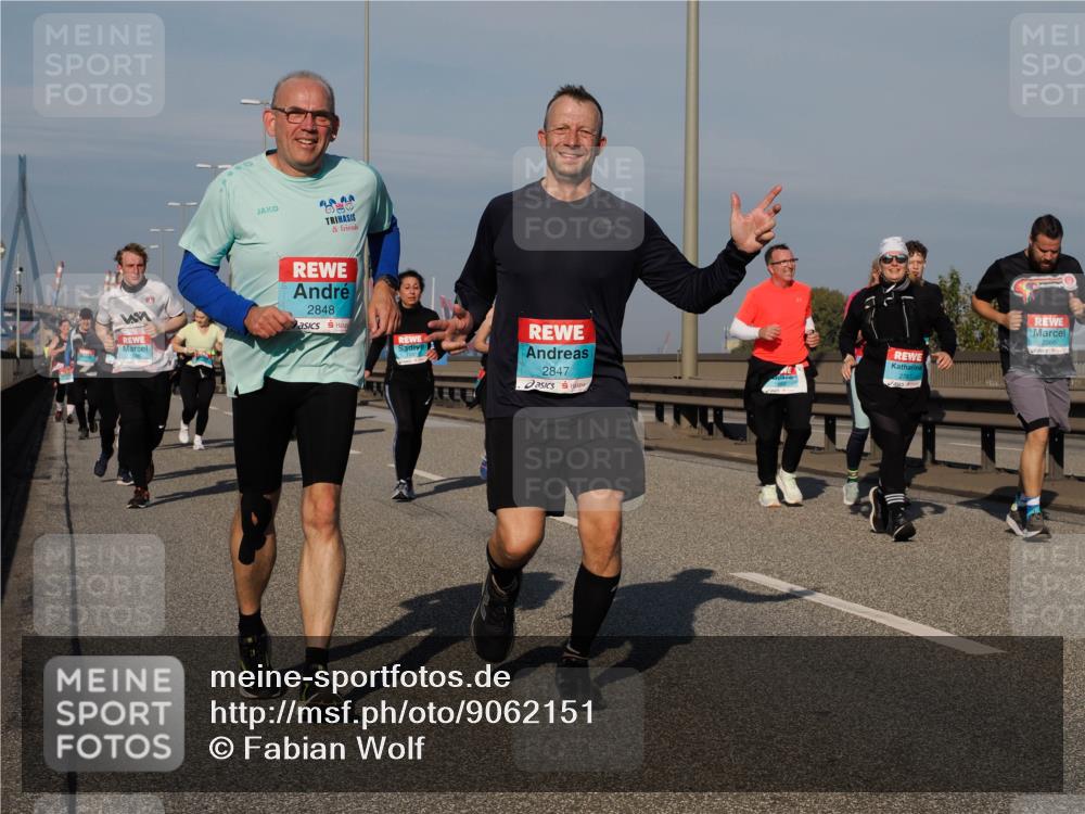 03.10.2025 - Köhlbrandbrückenlauf Fabian Wolf http://msf.ph/oto/9062151 03.10.2025 10:06:05 Position 3 2848, 2847, 2787 meine-sportfotos.de