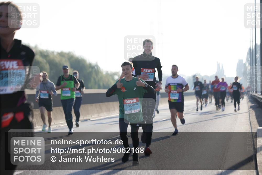 03.10.2025 - Köhlbrandbrückenlauf Jannik Wohlers http://msf.ph/oto/9062168 03.10.2025 09:15:20 Position 3 1254, 3498, 77 meine-sportfotos.de