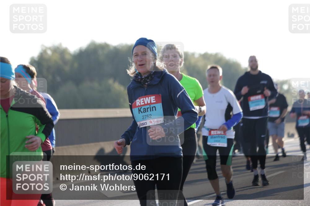 03.10.2025 - Köhlbrandbrückenlauf Jannik Wohlers http://msf.ph/oto/9062171 03.10.2025 09:23:29 Position 3 2752, 2404 meine-sportfotos.de