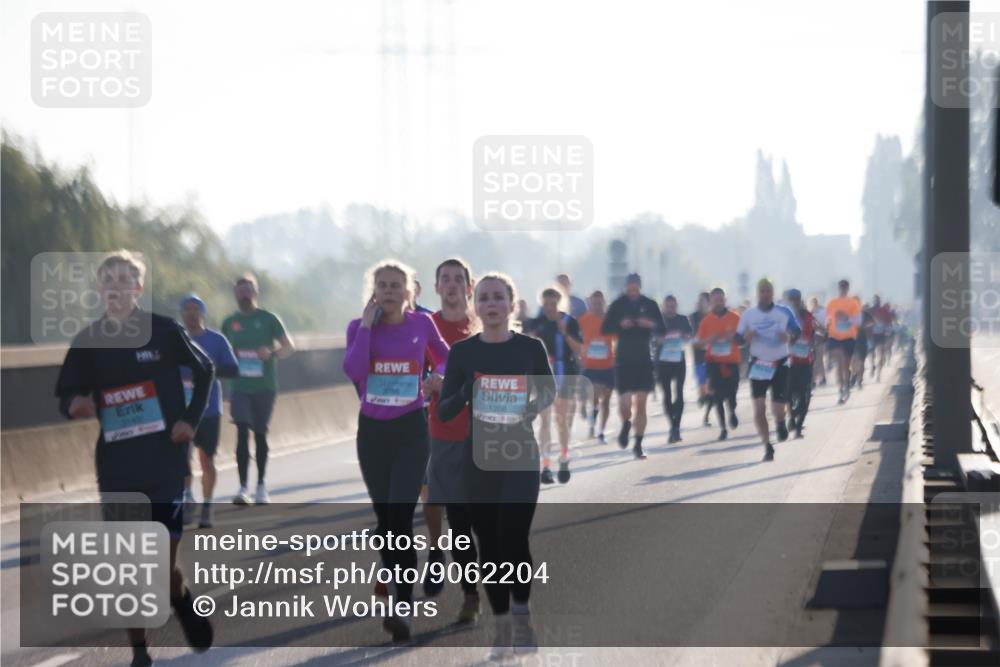 03.10.2025 - Köhlbrandbrückenlauf Jannik Wohlers http://msf.ph/oto/9062204 03.10.2025 09:15:29 Position 3 1208 meine-sportfotos.de