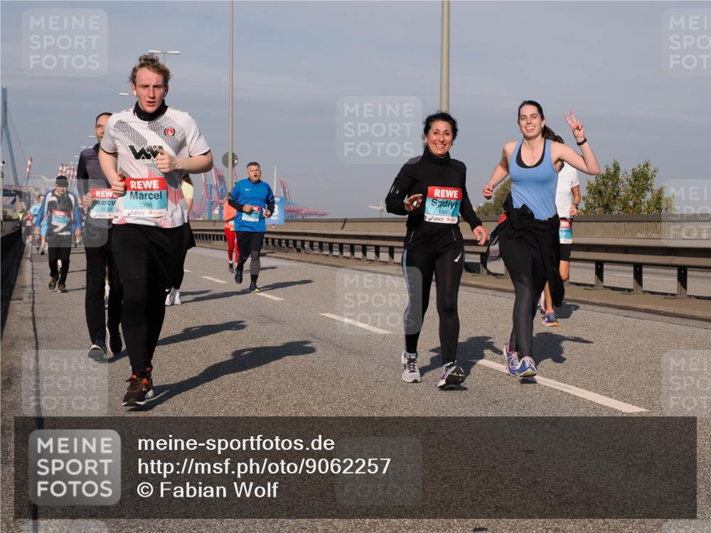 03.10.2025 - Köhlbrandbrückenlauf Fabian Wolf http://msf.ph/oto/9062257 03.10.2025 10:06:08 Position 3 3132, 1996, 1940 meine-sportfotos.de