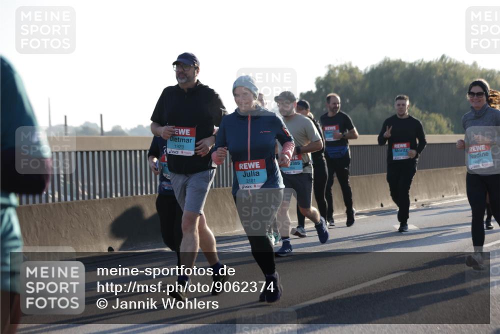03.10.2025 - Köhlbrandbrückenlauf Jannik Wohlers http://msf.ph/oto/9062374 03.10.2025 09:23:37 Position 3 1929, 2101, 2899 meine-sportfotos.de